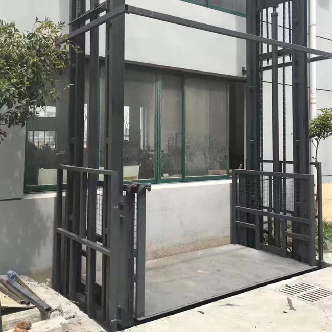 南乐5吨室外升降货梯